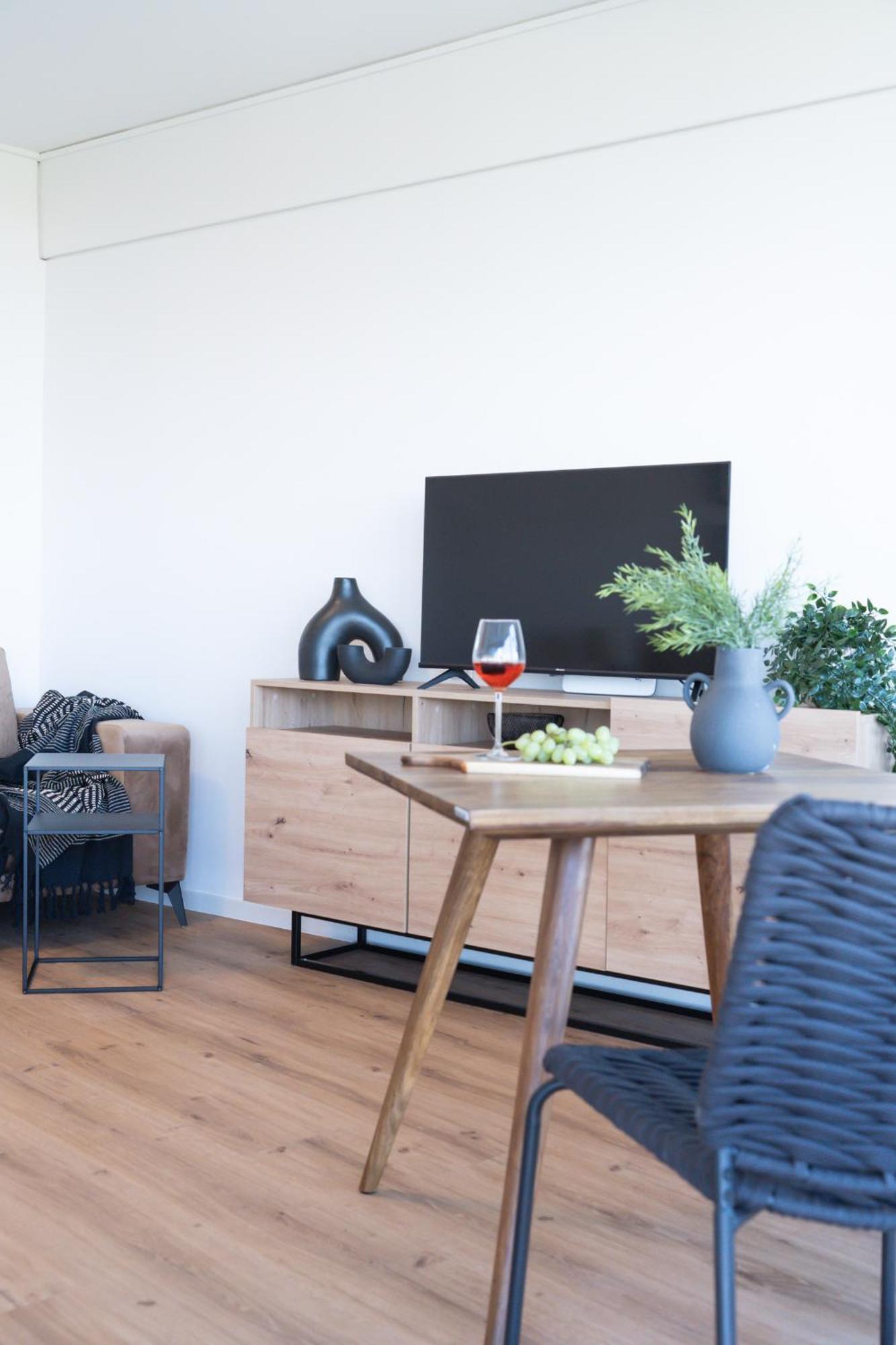 Helles Apartment Mit Tollem Blick Ueber Аугсбург Екстериор снимка